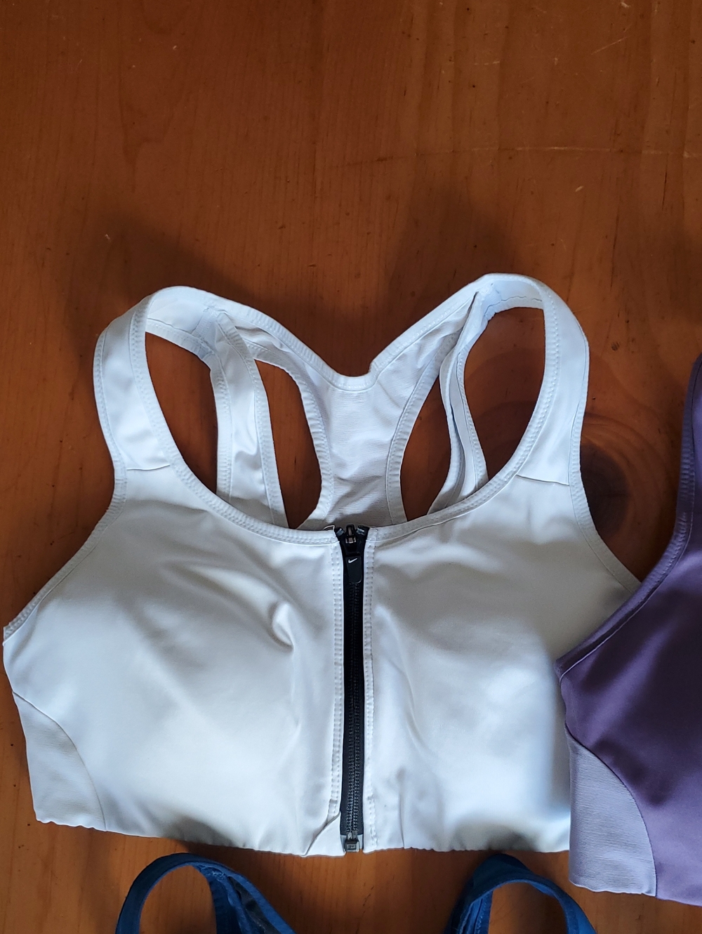 Nike Women’s Front-Zip Sports Bras - Picture 2 of 10